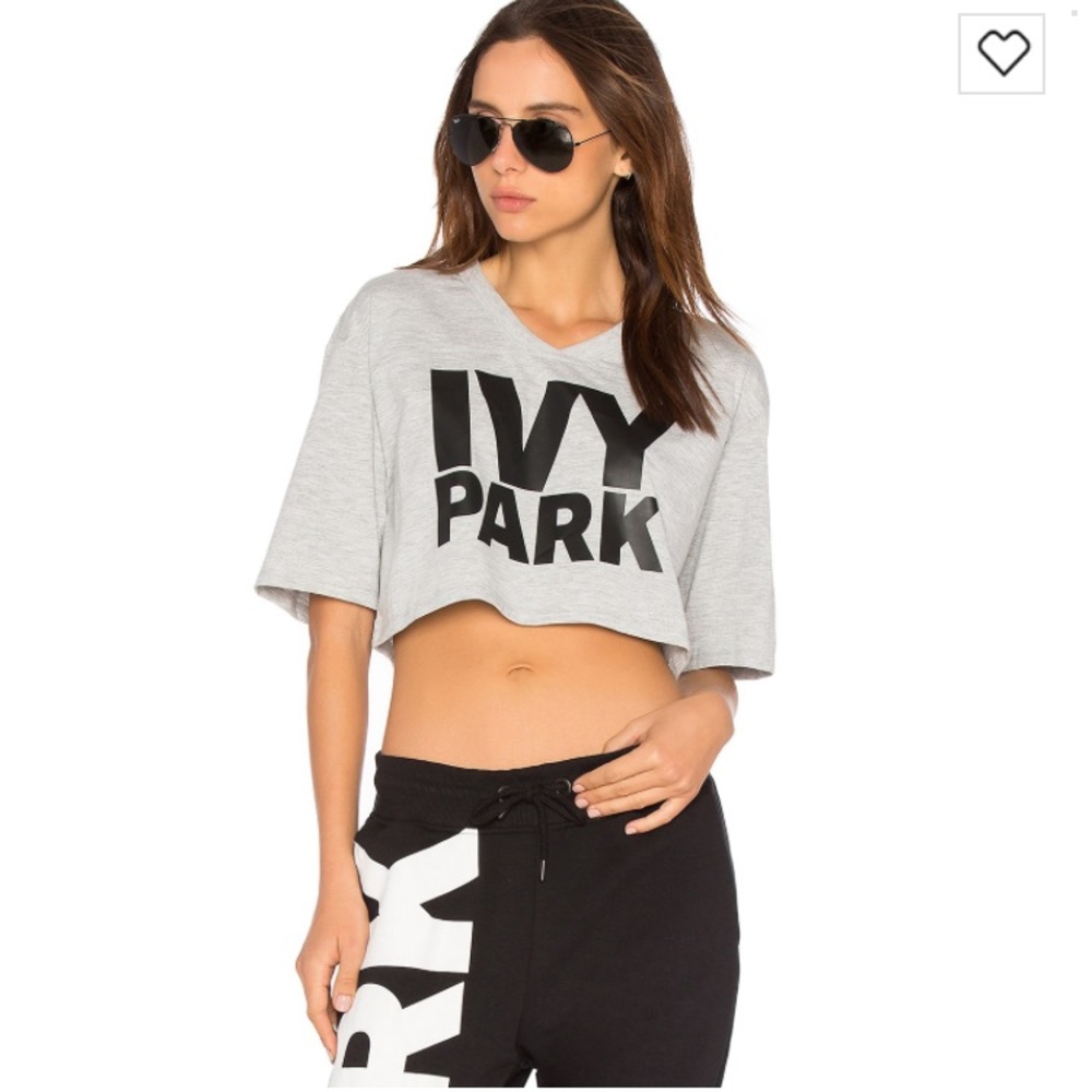 Ivy park t-shirt.